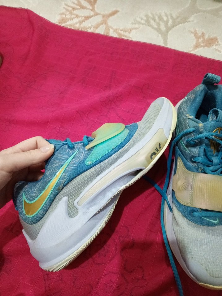 Mavi Bağcıklı ve Cırt Cırtlı Basketbol Ayakkabısı - Görsel 3