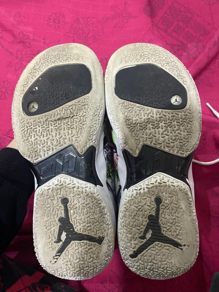 Renkli Baskılı Basketbol Ayakkabısı Velcro Bantlı - Görsel 4