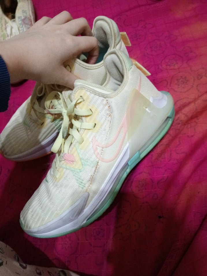 Bağcıklı Beyaz Tie-Dye Basketbol Ayakkabısı - Görsel 2