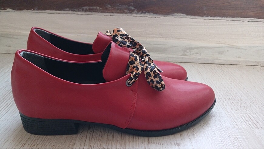 39 Beden Kırmızı klasik ayakkabı