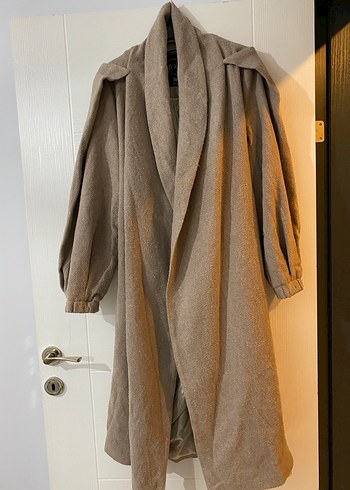 Bej Keten Uzun Drapeli Kadın Kaban - Görsel 5