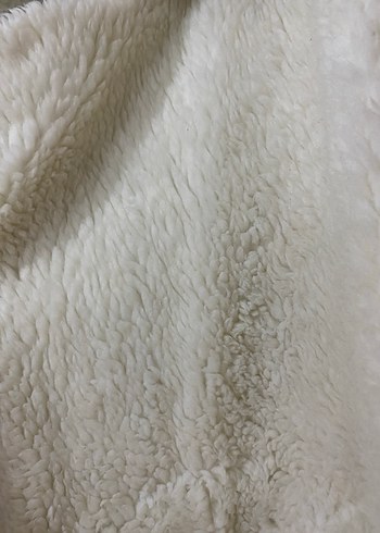 m Beden Beyaz Peluş Uzun Kadın Kaban
