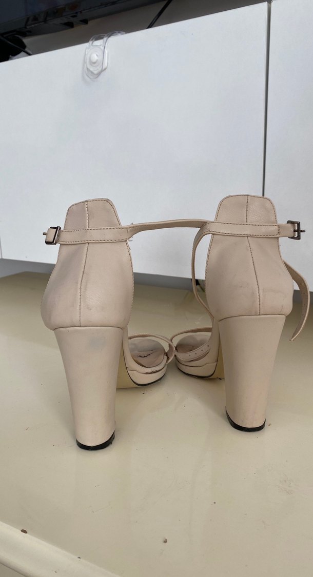 Bej deri Topuklu Kadın Ayakkabı - Görsel 3