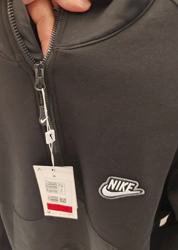 Nike Nike Siyah Yarım Yaka Erkek Sweatshirt