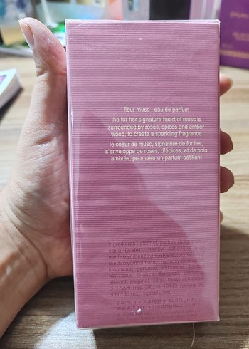 Narciso Rodriguez Fleur Musc Kadın Parfümü - Görsel 7