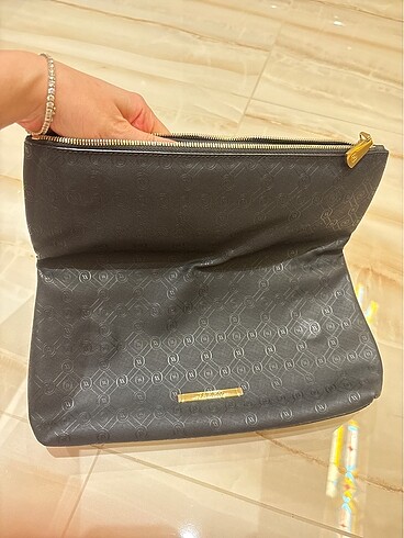 Vakko Vakko clutch