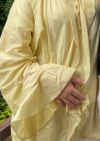 Sarı Fırfırlı  Bluz - Görsel 3