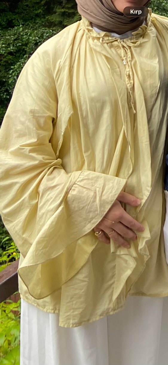 Sarı Fırfırlı  Bluz - Görsel 3