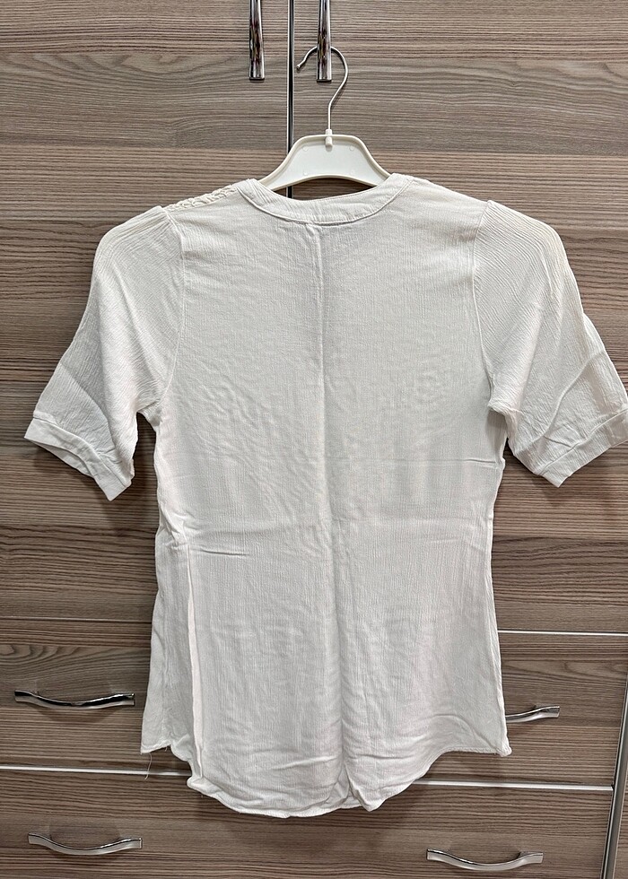 İşlemeli Bluz - Görsel 2