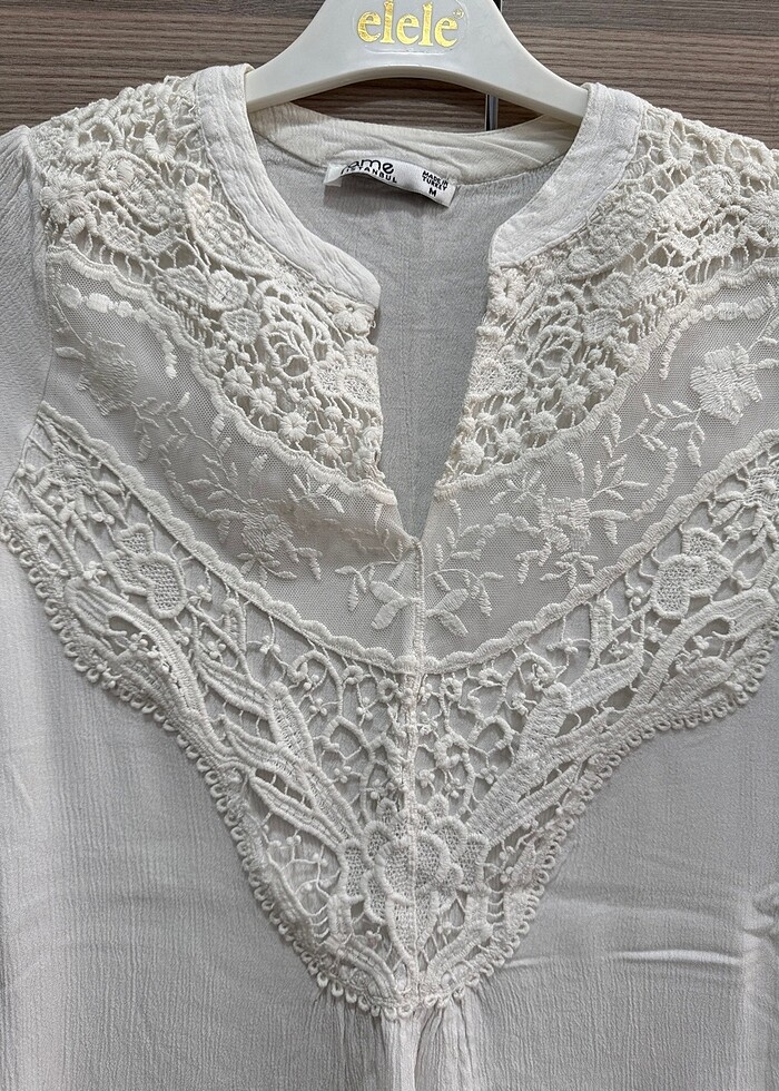 İşlemeli Bluz - Görsel 3