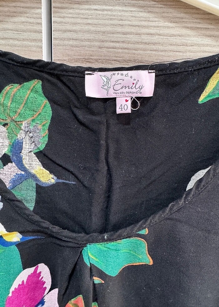 Çiçekli Bluz - Görsel 3