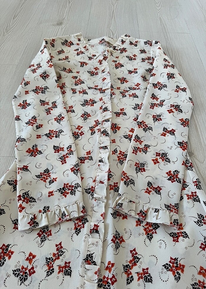 Çiçek Desenli Uzun Elbise - Görsel 2