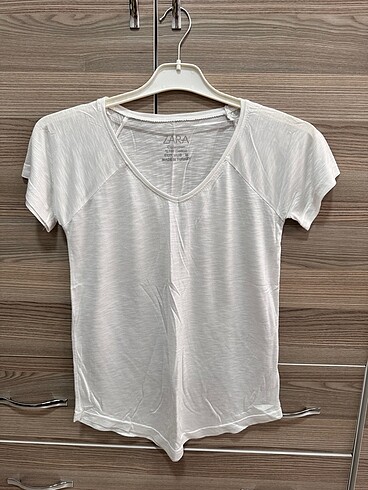 Zara Beyaz Tshirt