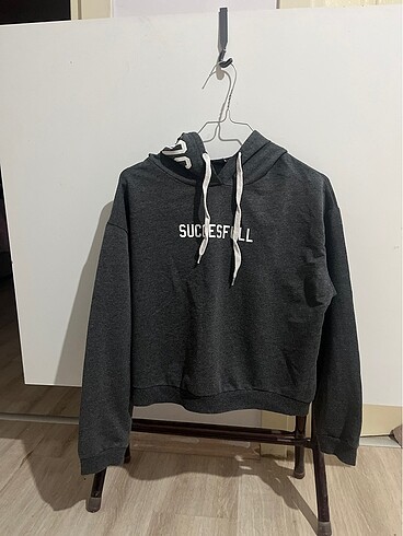 Kapüşonlu crop