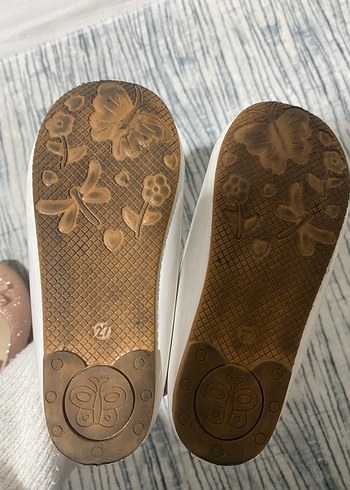 Kız Çocuk Beyaz Baskılı Babet Ayakkabı - Görsel 2