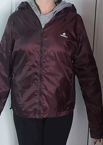 Mürdüm Kapüşonlu Fermuarlı Kadın Yağmurluk - Görsel 2