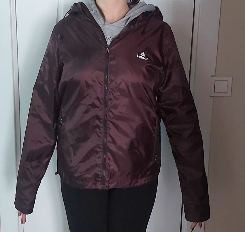 Mürdüm Kapüşonlu Fermuarlı Kadın Yağmurluk - Görsel 2