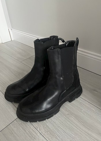 Siyah Platform Topuklu Gotik Kadın Bot - Görsel 3