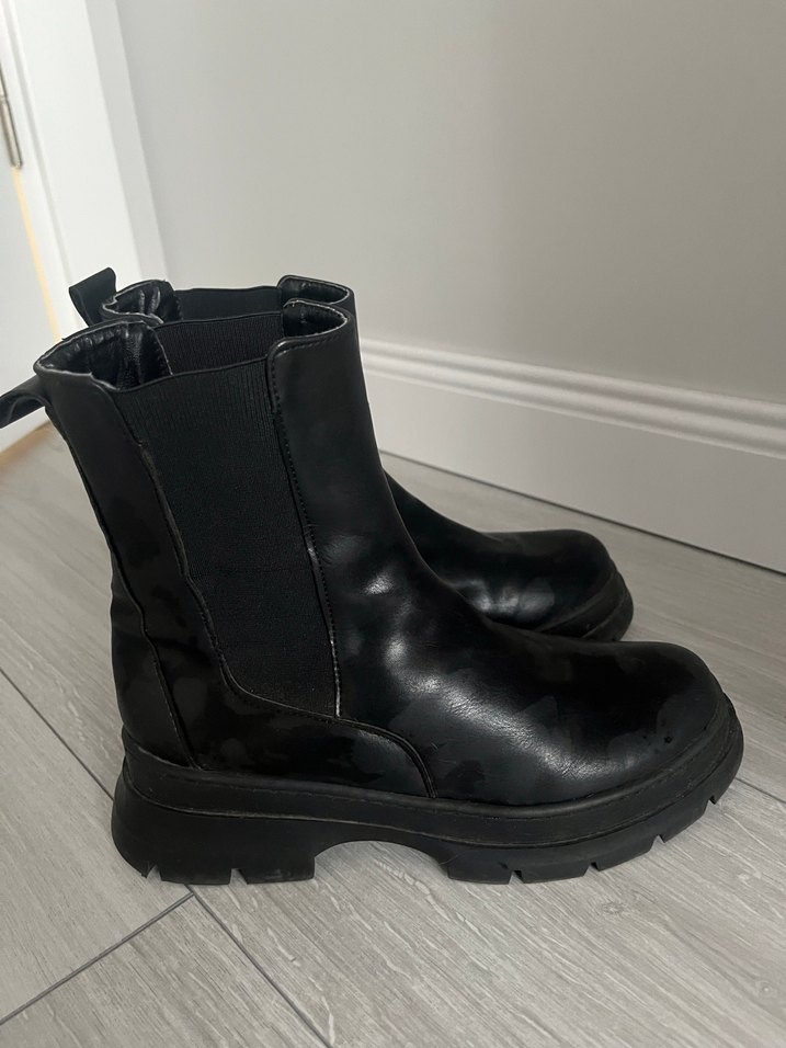 Siyah Platform Topuklu Gotik Kadın Bot - Görsel 5