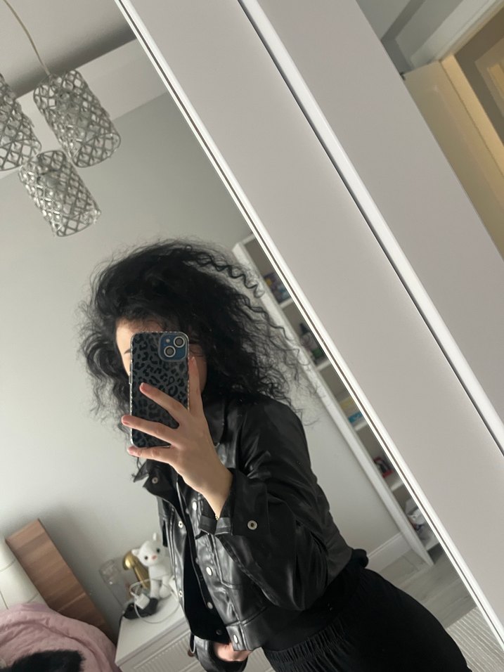 Düğmeli Siyah Deri Kadın Ceket - Görsel 4