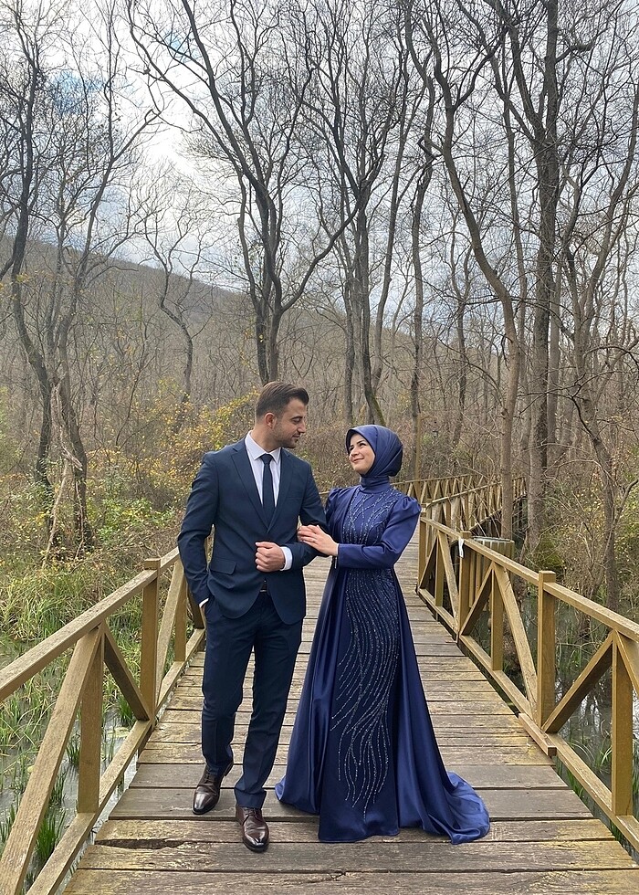 Lacivert abiye - Görsel 3