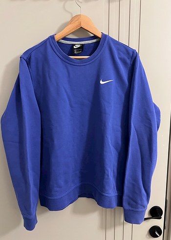 nike nsw crewneck sweatshirt