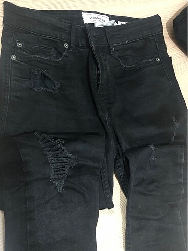 Pull and Bear Yırtık Pantolon