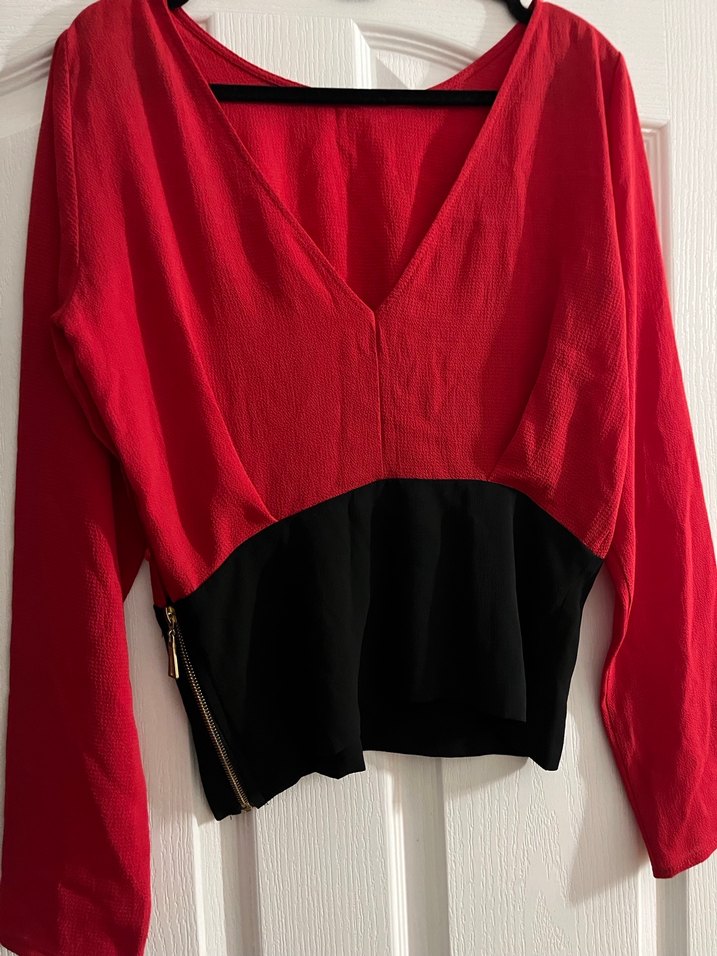 Kırmızı Uzun Kollu Fitted Bluz - Görsel 3