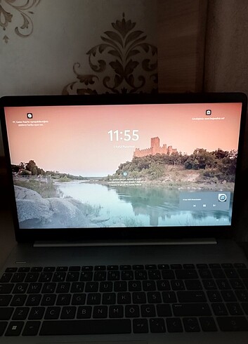 Laptop 