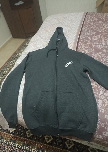 Hırka hiç kullanılmamış yenidir - Görsel 2