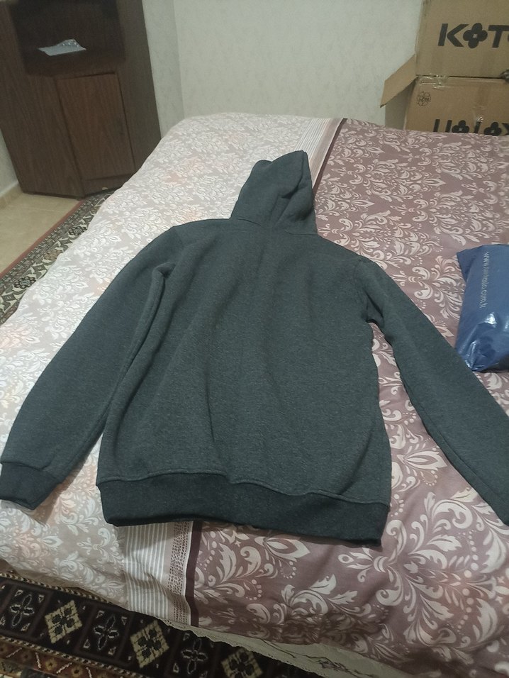 Hırka hiç kullanılmamış yenidir - Görsel 3