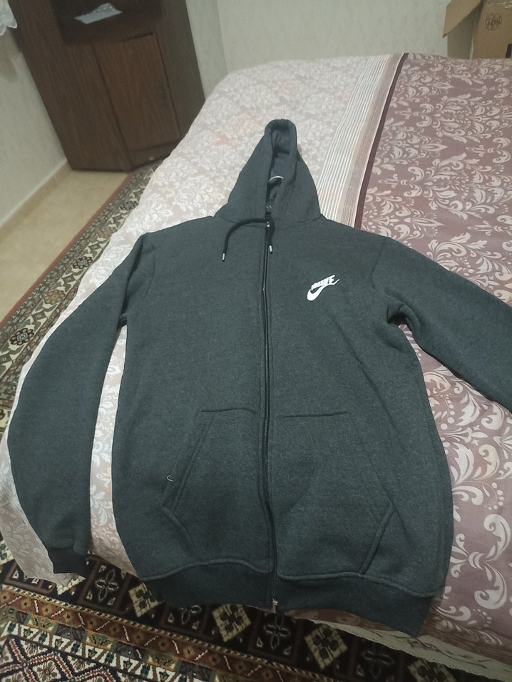 Hırka hiç kullanılmamış yenidir - Görsel 2