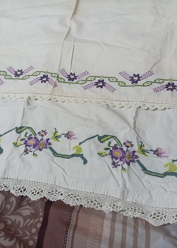 Nakışlı Mor Pastel Masa Örtüsü - Görsel 5