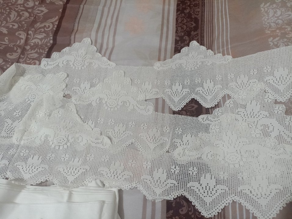 Beyaz Dantel Şeritler - Görsel 2