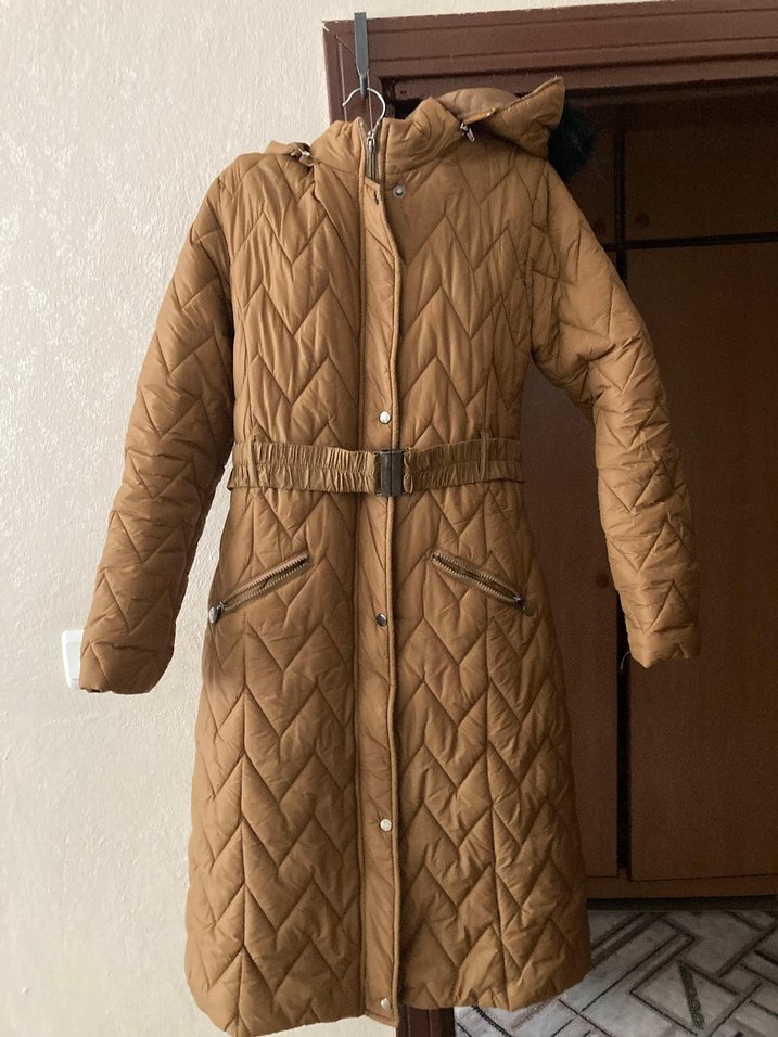 Kemerli Bej Kadın Uzun Kışlık Mont - Görsel 2