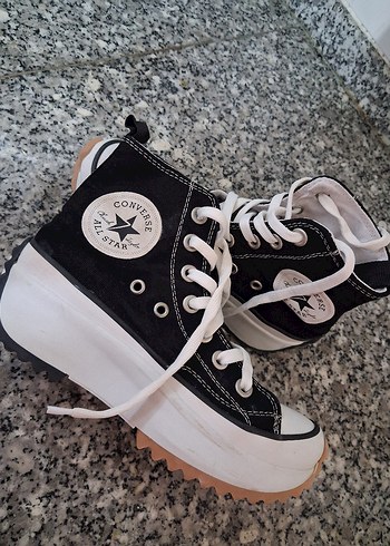 converse run star hike platform