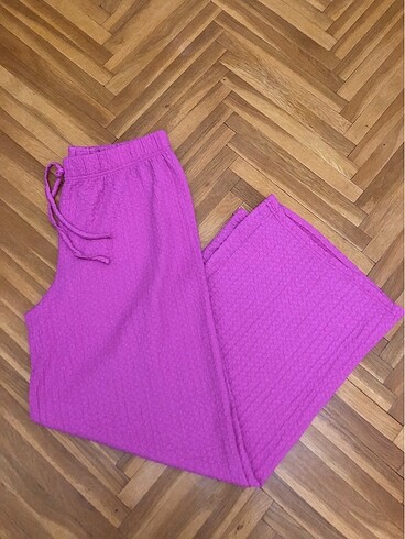 Pembe alt