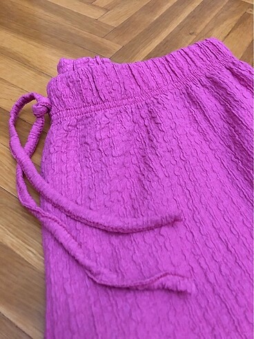 LC Waikiki Pembe alt