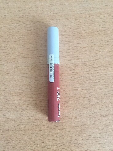 MAC Beaulis likit maT ruj