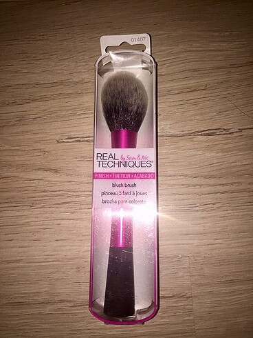 Real Technıques Allık Fırçası - Görsel 3