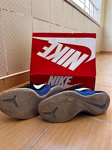 42 Beden Nike air versitile