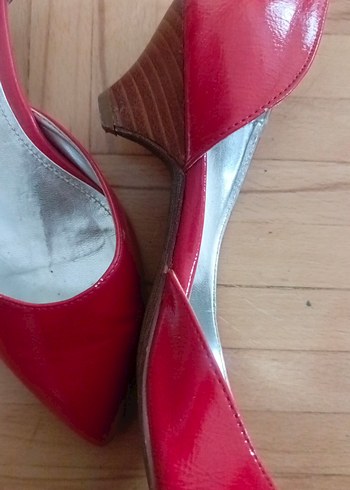 Kadın Parlak Kırmızı Stiletto Mini Topuklu Ayakkabı - Görsel 3