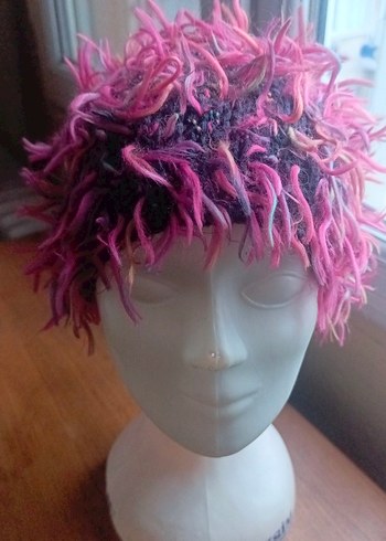 Fütüristik Pembe Örgü Kadın Bere - Görsel 4