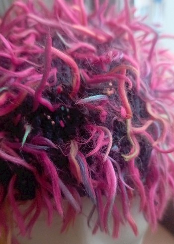 Fütüristik Pembe Örgü Kadın Bere - Görsel 3