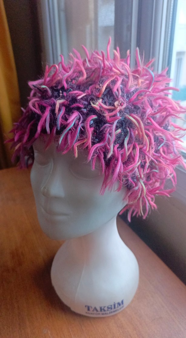 Fütüristik Pembe Örgü Kadın Bere - Görsel 5