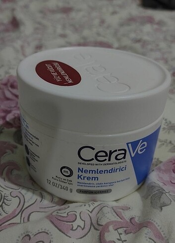 Cerave nemlendirici krem 