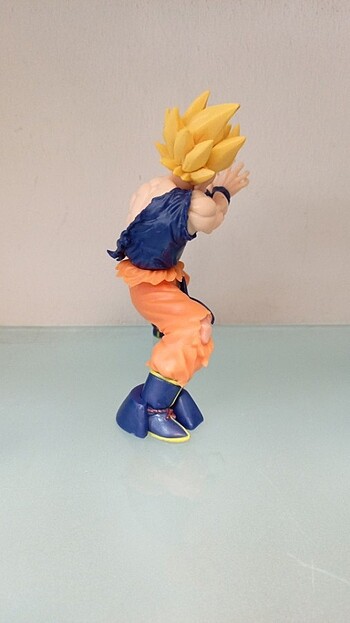  Beden çeşitli Renk Goku Figür