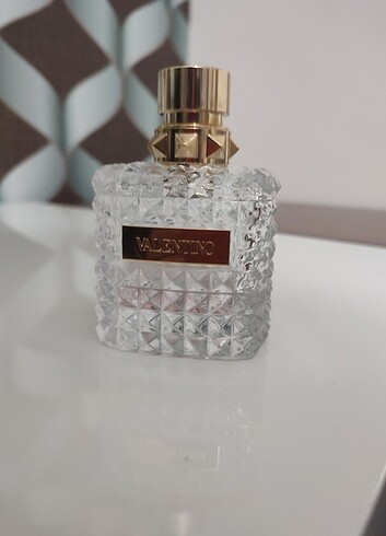 Valentino donna parfüm