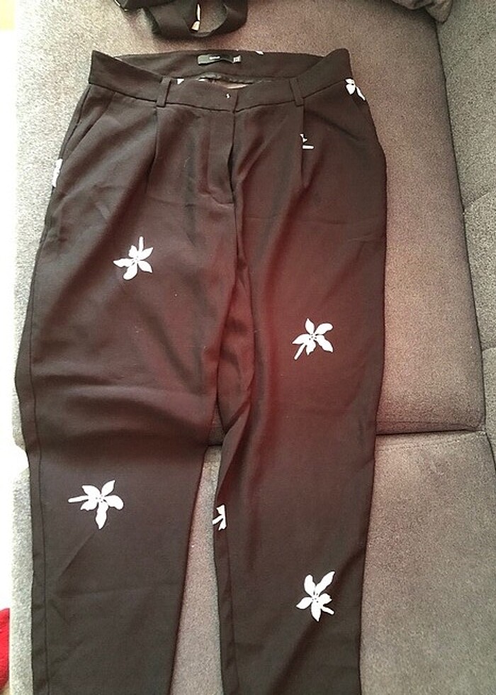 çiçekli pantolon - Görsel 2