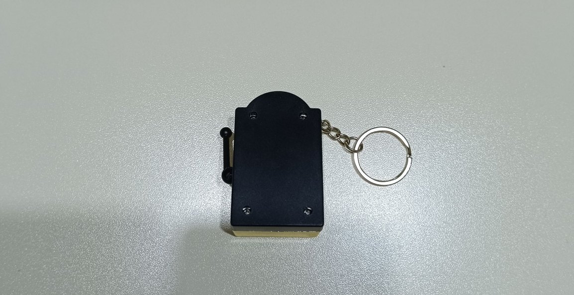 Altın Renkli Vintage Slot Makinesi Anahtarlık - Görsel 5